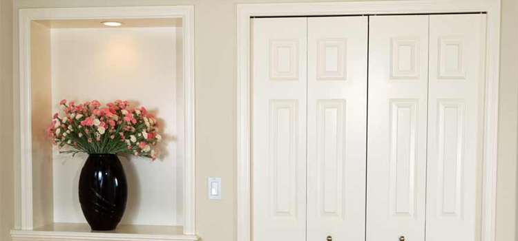 residential closet door repair in Seminole